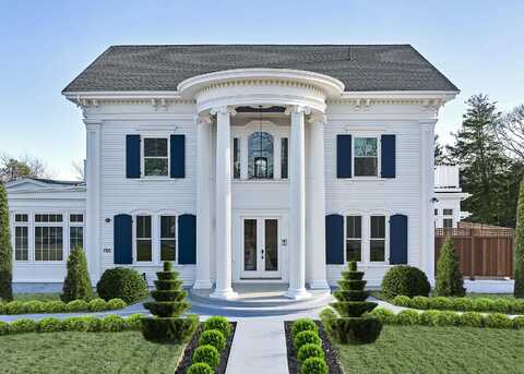 401 Main Street, West Dennis, MA 02670