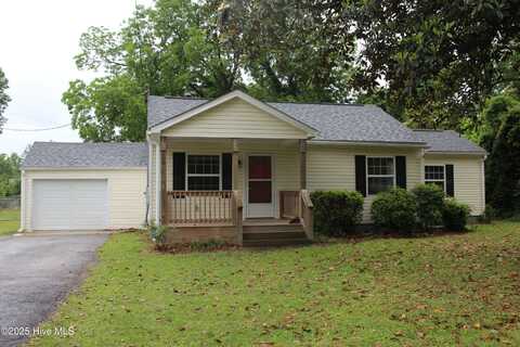 208 Charles Street, Havelock, NC 28532