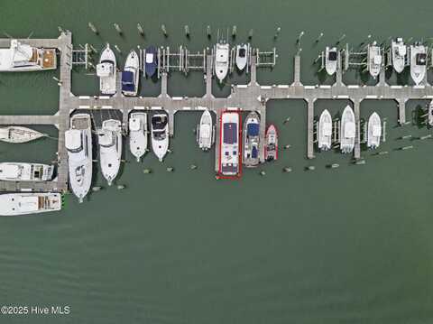 100 Olde Towne Yacht, Morehead City, NC 28557