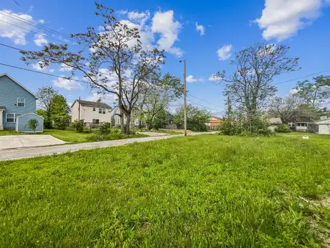 1553 Brooks Avenue, Columbus, OH 43211
