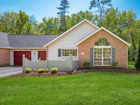 211 Timbers Drive, Gahanna, OH 43230