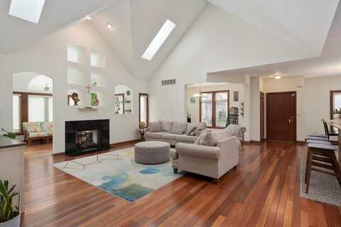 9785 Kingston Circle, Powell, OH 43065