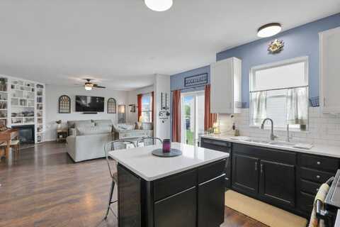6843 John Drive, Canal Winchester, OH 43110