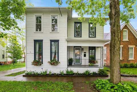 83 N High Street, Canal Winchester, OH 43110