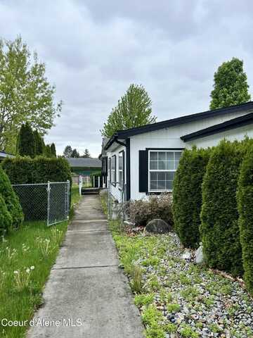 2114 Bounty Loop, Hayden, ID 83835