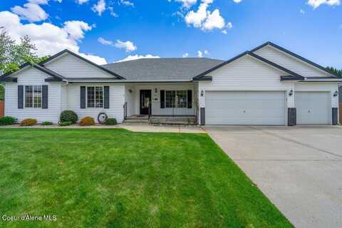 8716 N CLOVERLEAF DR, Hayden, ID 83835