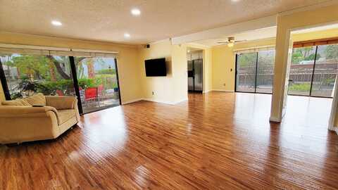 3155 E Ramon Road, Palm Springs, CA 92264