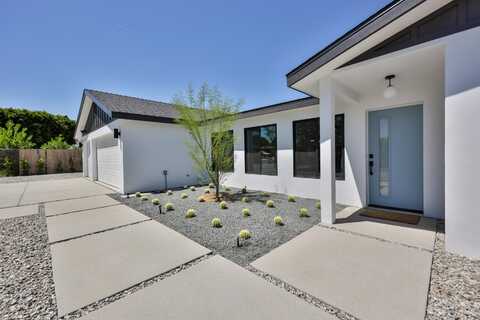 32299 Whispering Palms Trail, Cathedral City, CA 92234