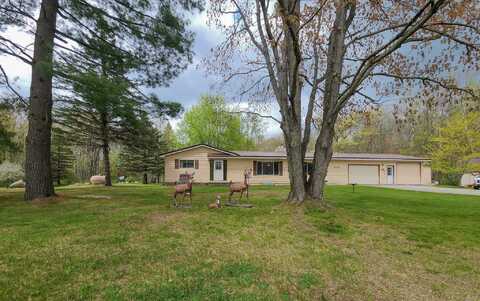 7251 E Gladwin, Harrison, MI 48625