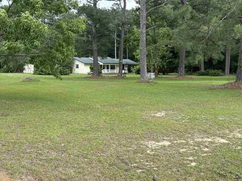 174 Cabero Road, Hawkinsville, GA 31036