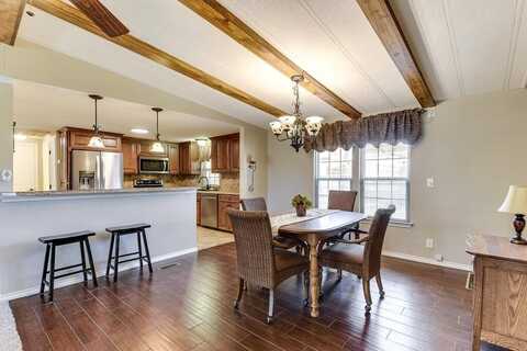 808 Harness Trl, Granbury, TX 76048