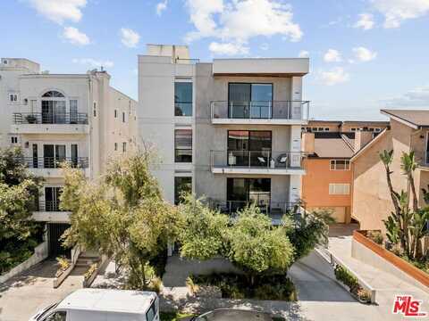 3981 Moore St, Los Angeles, CA 90066