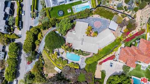 560 N Tigertail Rd, Los Angeles, CA 90049