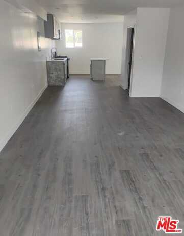 13757 VANOWEN ST, VAN NUYS, CA 91405