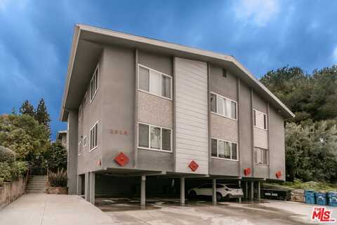 2915 St George St, Los Angeles, CA 90027
