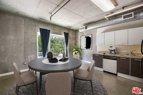 645 W 9th St, Los Angeles, CA 90015