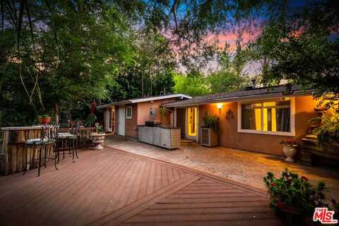 4754 Cerrillos Dr, Woodland Hills, CA 91364