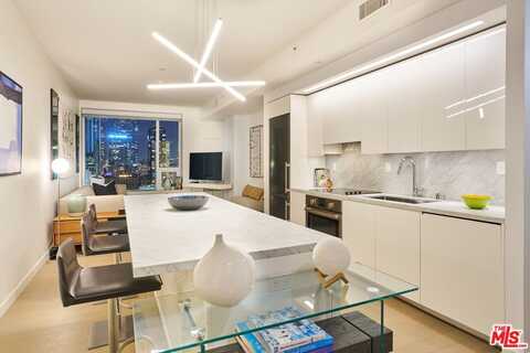 1050 S Grand Ave, Los Angeles, CA 90015