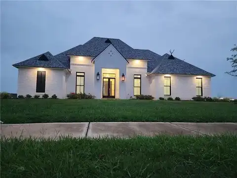 1003 CALDERWOOD Drive, Alexandria, LA 71303