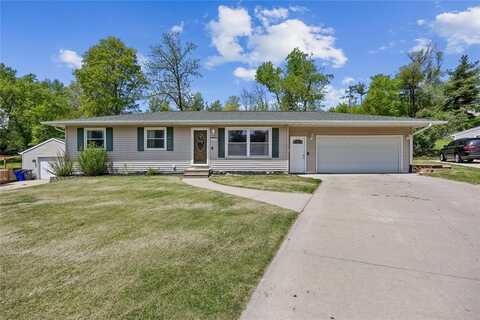 1750 Woodside Court NW, Cedar Rapids, IA 52405