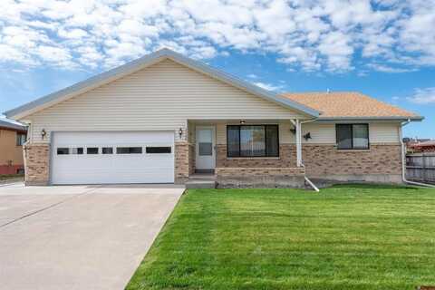 2268 London Way, Montrose, CO 81401