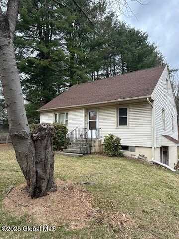 1311 Schodack Valley Road, New York, NY 12033