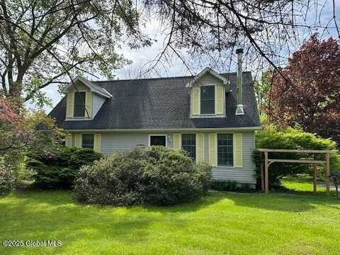 422 Blodgett Hill Road, Coeymans, NY 12143