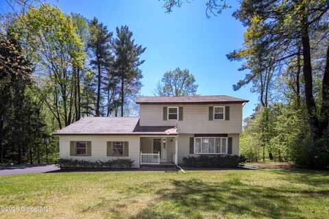 61 Esopus Drive, Clifton Park, NY 12065
