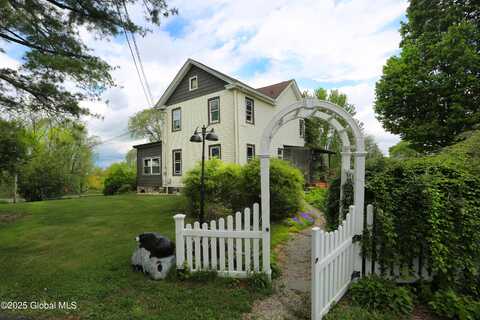 4522 NY-9G, Germantown, NY 12526