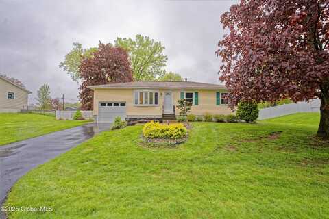 20 Lori Lane, Colonie, NY 12110