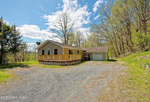 39 State Route 67, White Creek, NY 12057