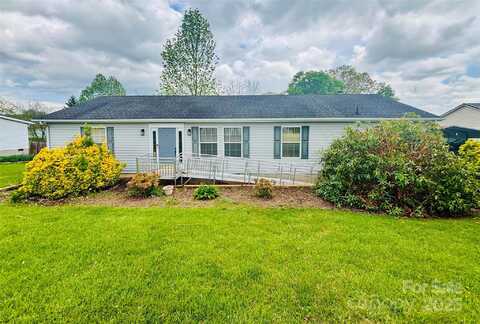 16 English Oaks Drive, Candler, NC 28715