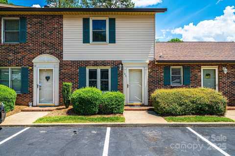 1330 5th Street NE, Hickory, NC 28601