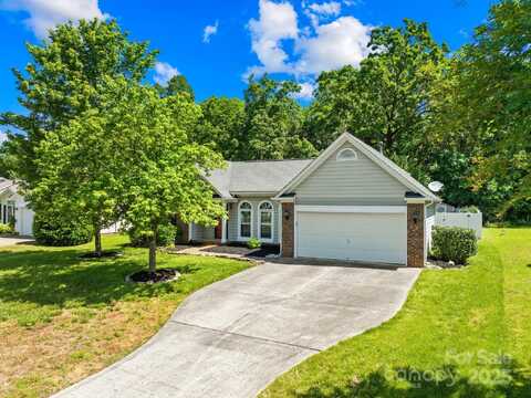 3006 Emerald Meadow Lane, Charlotte, NC 28273