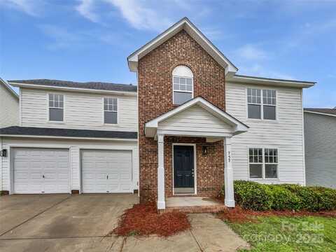 752 Raindrops Road, Gastonia, NC 28054