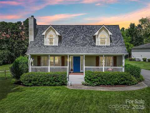 29 Driftwood Lane, Mills River, NC 28759