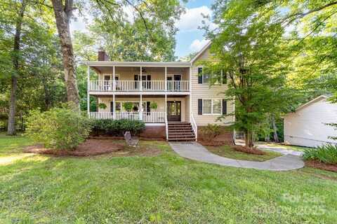 552 Blue Rock Drive, Charlotte, NC 28213