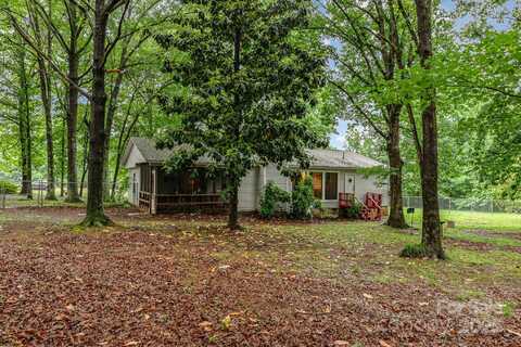 6804 Lineberger Road, Denver, NC 28037