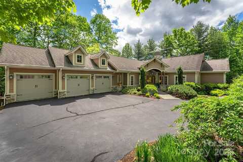 168 Chattooga Run, Hendersonville, NC 28739