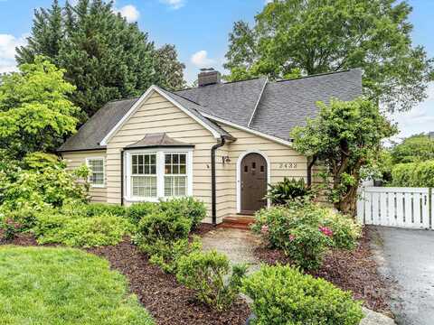 2432 Hassell Place, Charlotte, NC 28209