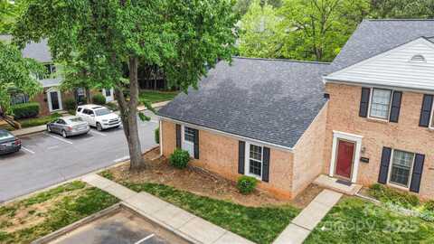 8325 Knights Bridge Road, Charlotte, NC 28210
