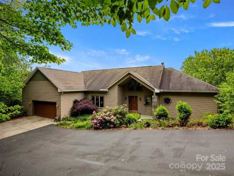 29 Egret Court, Waynesville, NC 28786