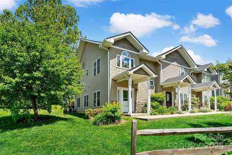 8 Cherry Laurel Lane, Swannanoa, NC 28778