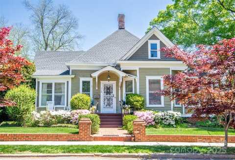 116 N Mulberry Street, Statesville, NC 28677