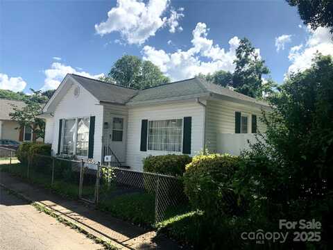 447 17th Street, Cramerton, NC 28032