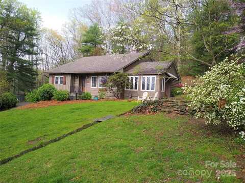 242 Birch Lane, Arden, NC 28704