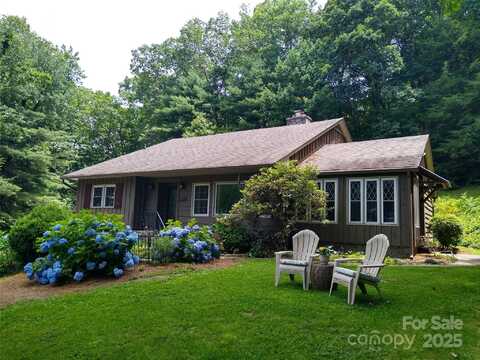 242 Birch Lane, Arden, NC 28704