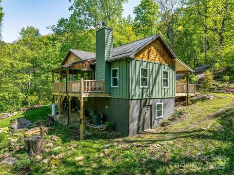 1846 Utah Mountain Road, Waynesville, NC 28785