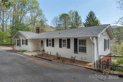 220 Ridge Road, Waynesville, NC 28786