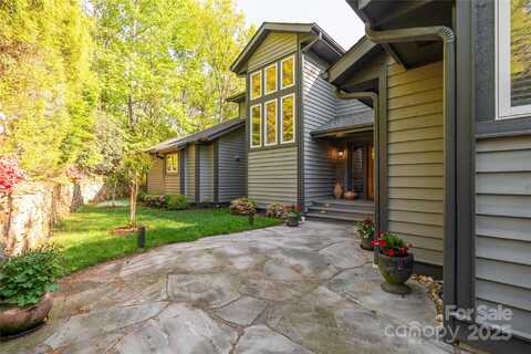 107 Spruce Lane, Zirconia, NC 28790